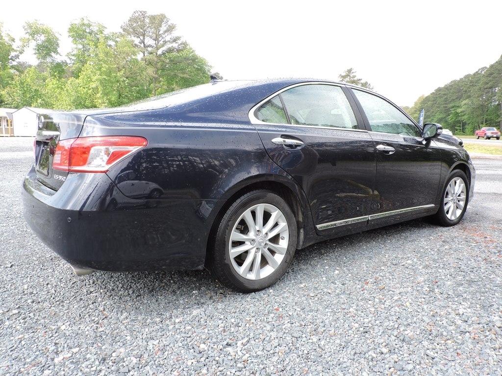Lexus ES 350 4dr Sdn 2010