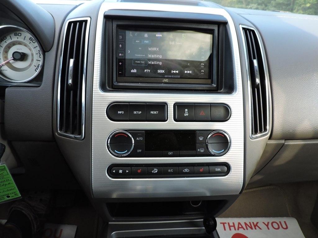 Ford Edge 4dr SEL FWD 2010