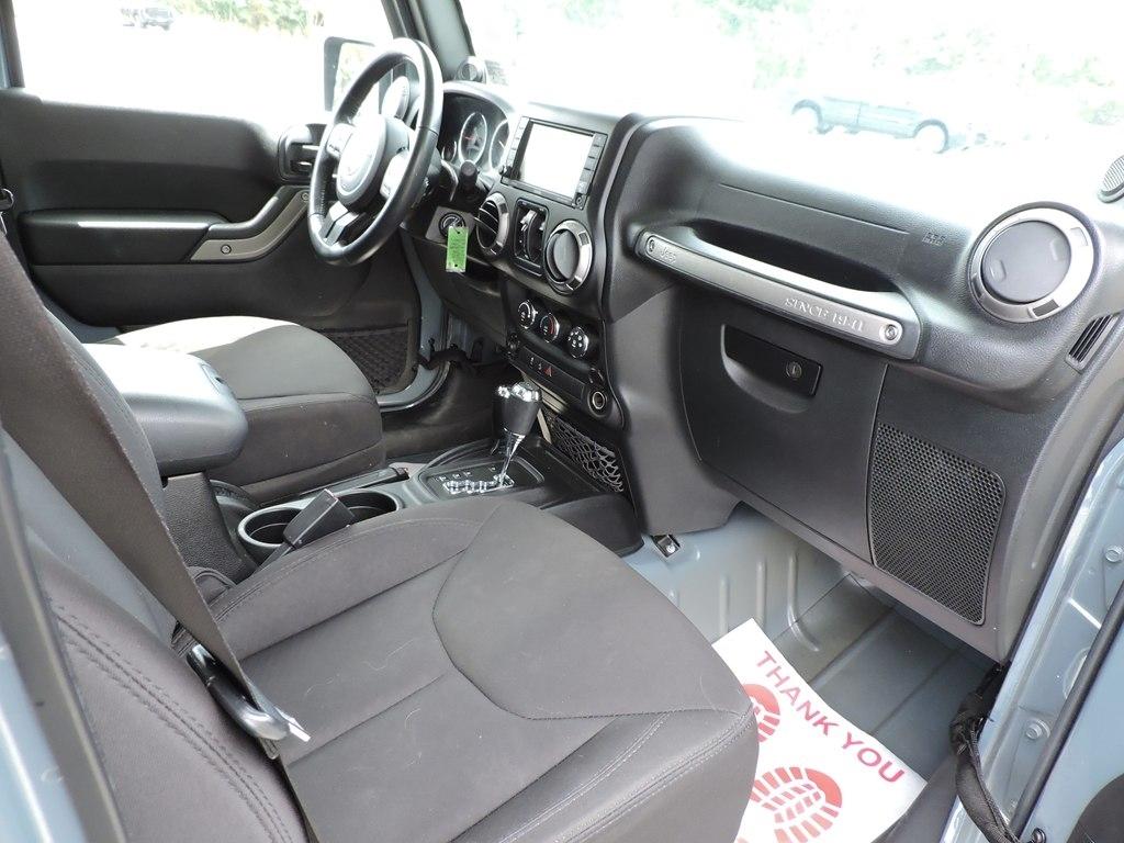 Jeep Wrangler Unlimited 4WD 4dr Sport 2014