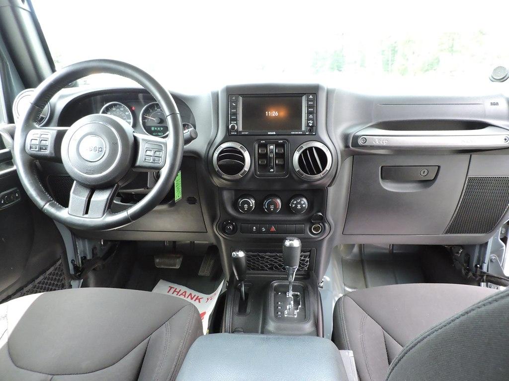 Jeep Wrangler Unlimited 4WD 4dr Sport 2014