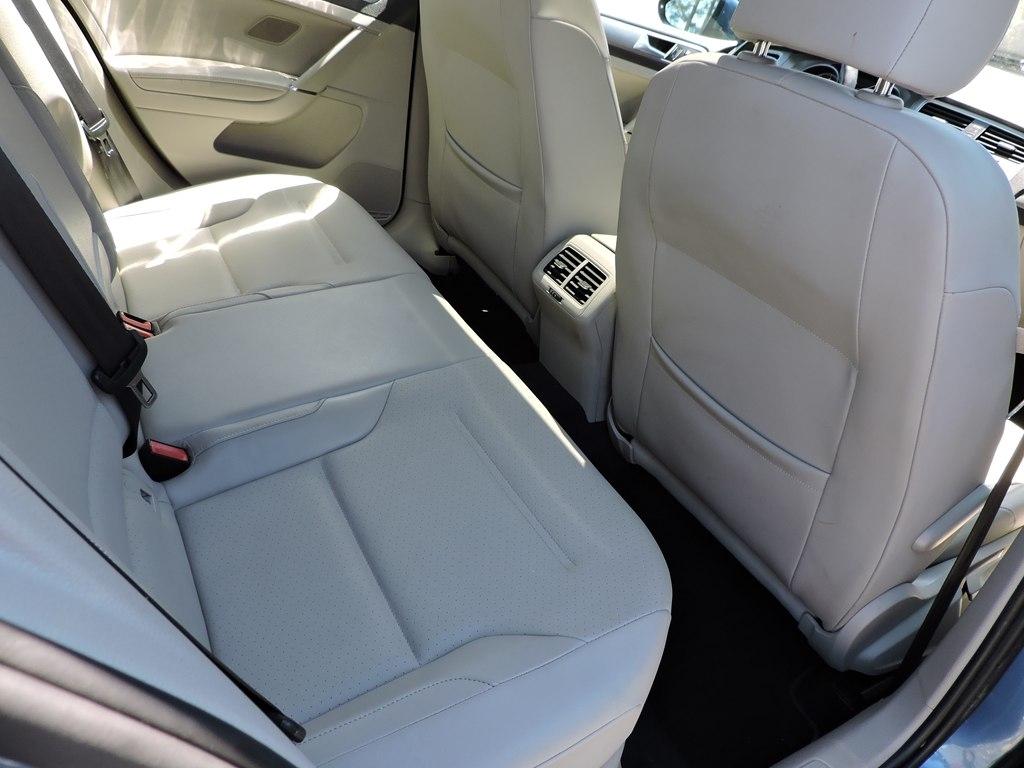 Volkswagen Golf 4dr HB Auto TSI S 2015
