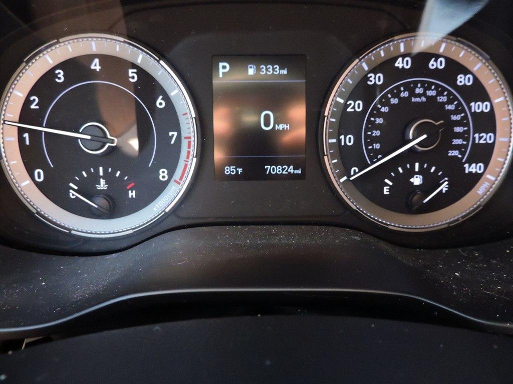 Hyundai Venue Limited IVT 2022