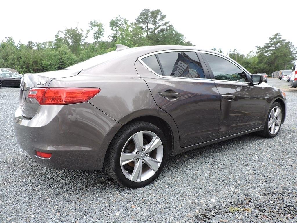 Acura ILX 4dr Sdn 2.0L Tech Pkg 2014