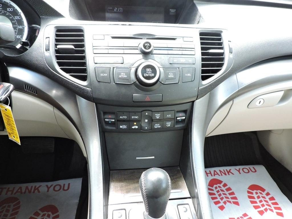 Acura TSX 4dr Sdn I4 Auto 2011