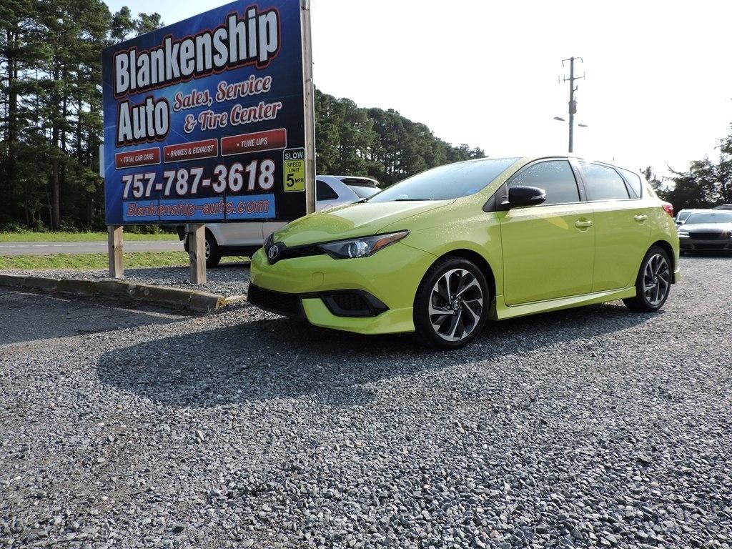Toyota Corolla iM CVT (Natl) 2017