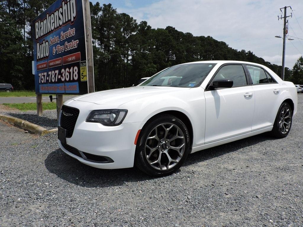 Chrysler 300 Touring RWD 2018