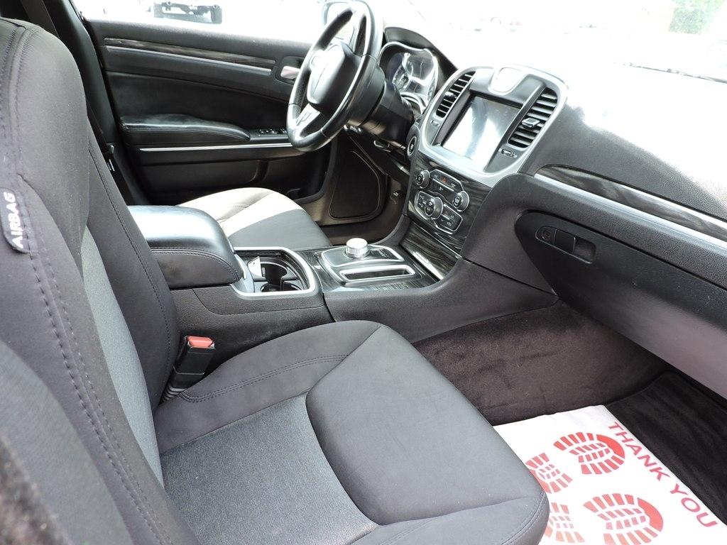 Chrysler 300 Touring RWD 2018