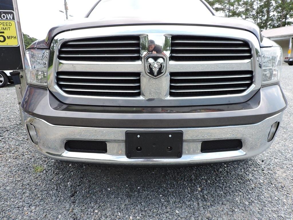 RAM 1500 4WD Quad Cab 140.5" Big Horn 2015