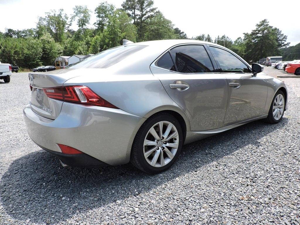 Lexus IS 300 4dr Sdn AWD 2016