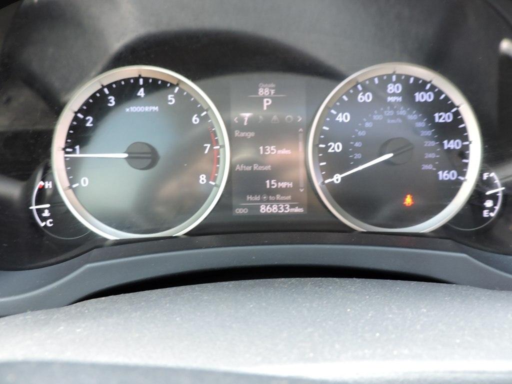 Lexus IS 300 4dr Sdn AWD 2016
