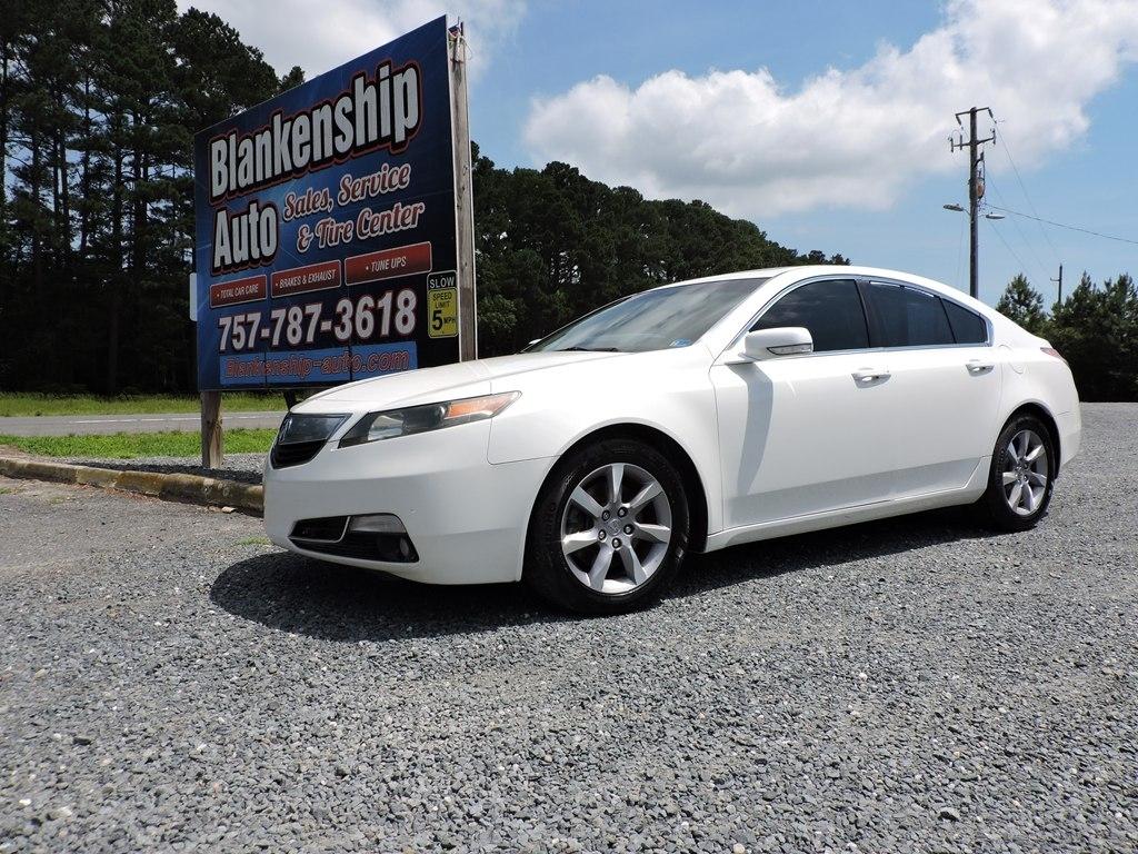 Acura TL 4dr Sdn Auto 2WD 2013