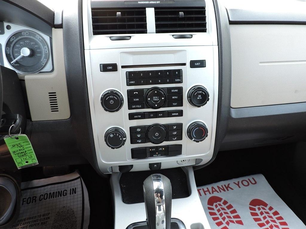 Mercury Mariner FWD 4dr I4 2009