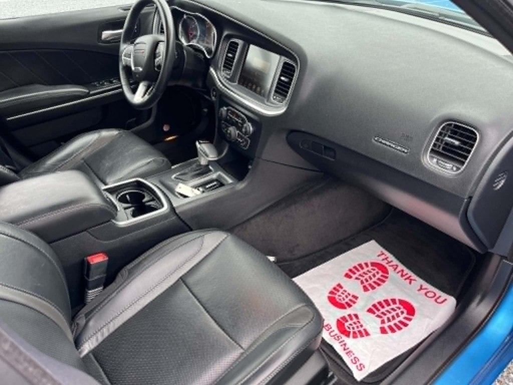Dodge Charger 4dr Sdn SXT RWD 2016