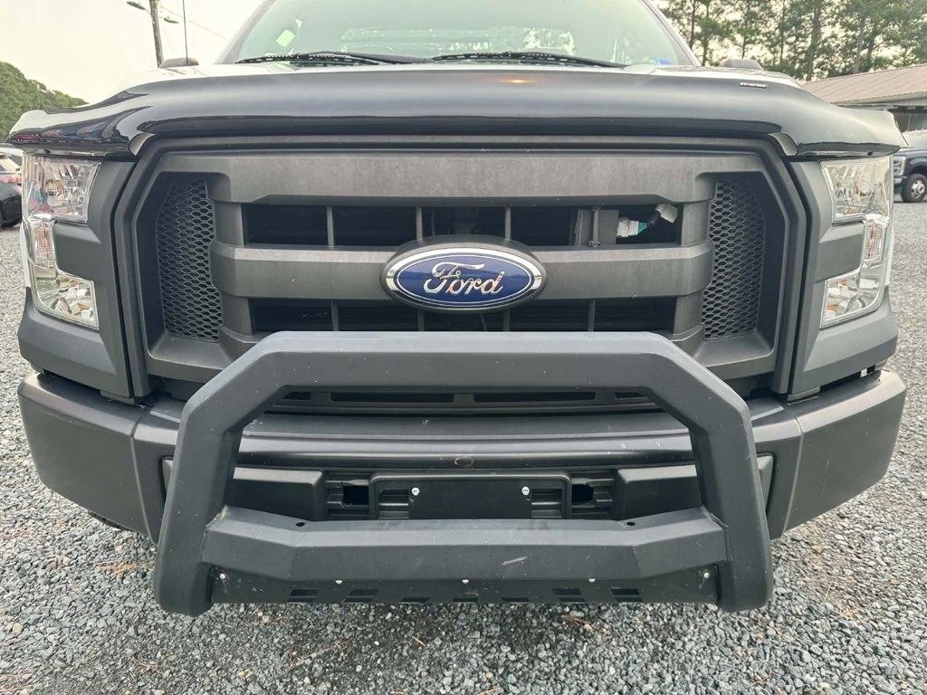 Ford F-150 4WD Reg Cab 141" XLT 2016