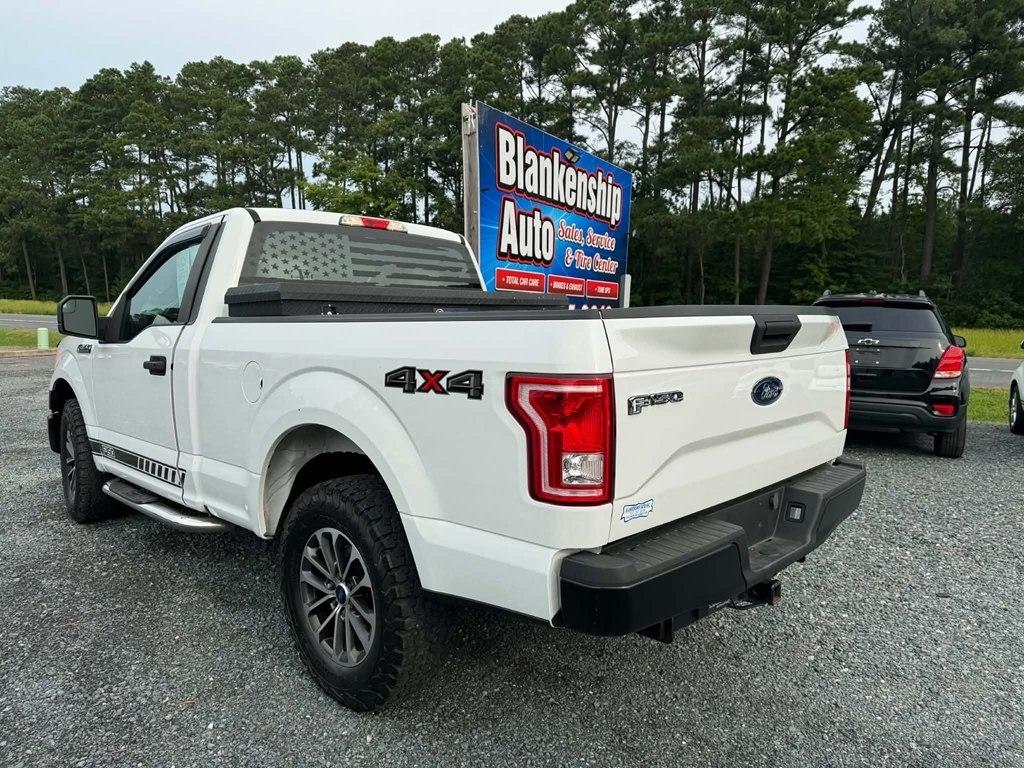 Ford F-150 4WD Reg Cab 141" XLT 2016