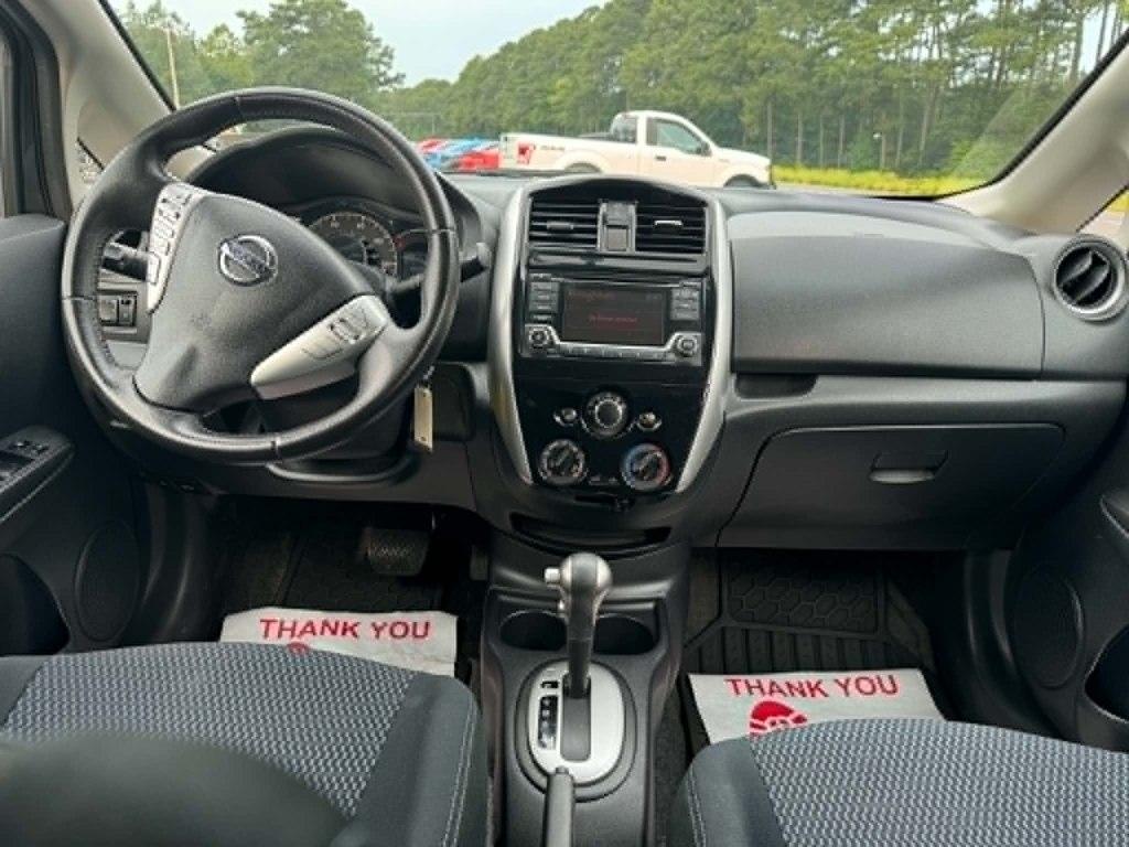 Nissan Versa Note 5dr HB CVT 1.6 SV 2016