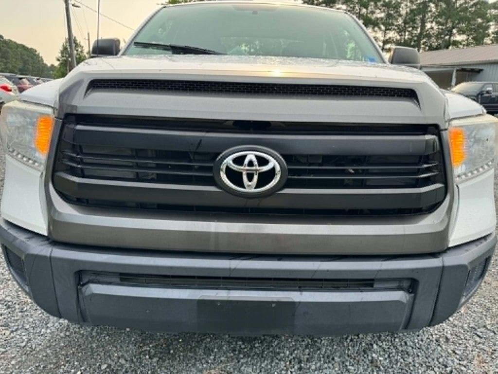 Toyota Tundra 4WD Truck Double Cab 4.6L V8 6-Spd AT SR5 (Natl) 2015