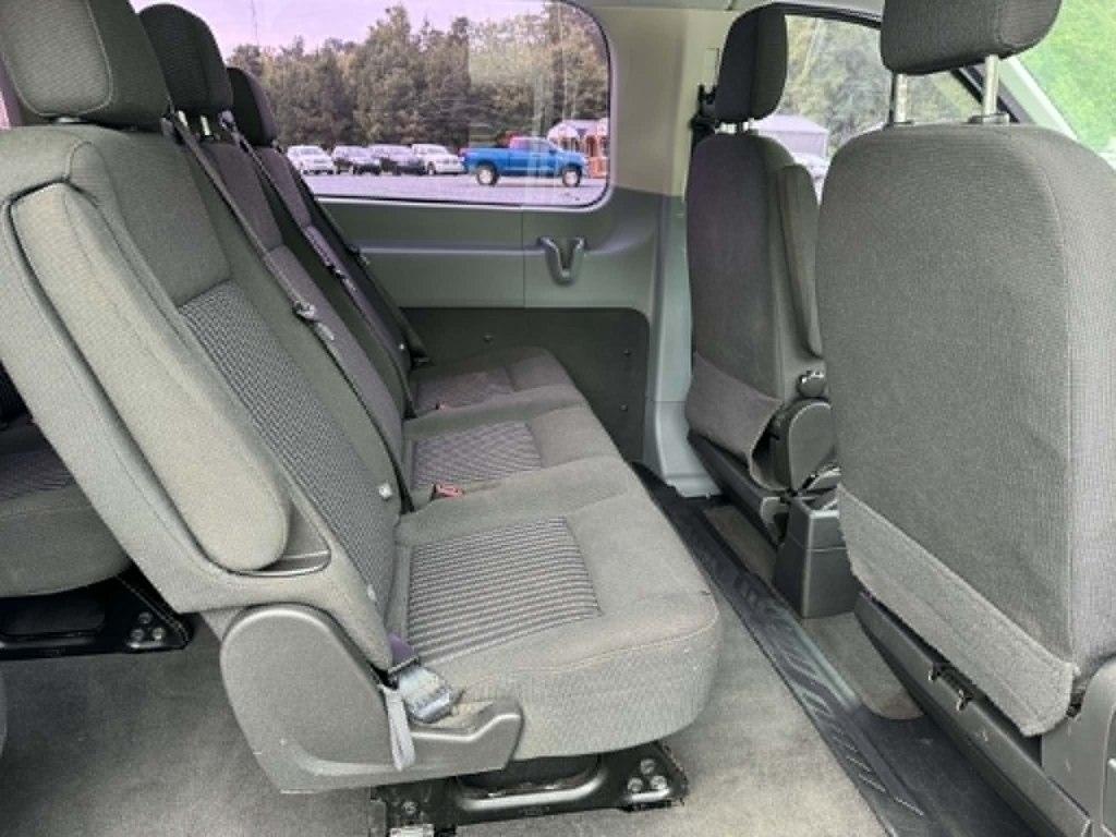 Ford Transit Wagon T-350 148" Low Roof XLT Swing-Out RH Dr 2016