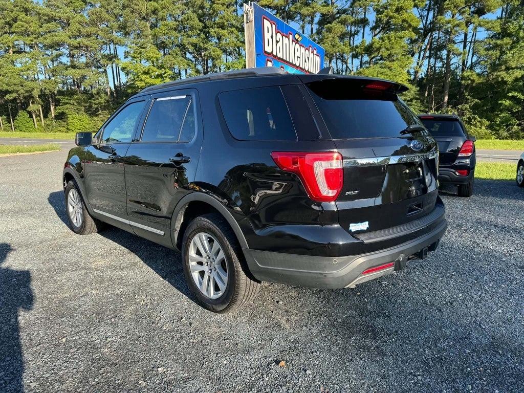 Ford Explorer XLT 4WD 2019