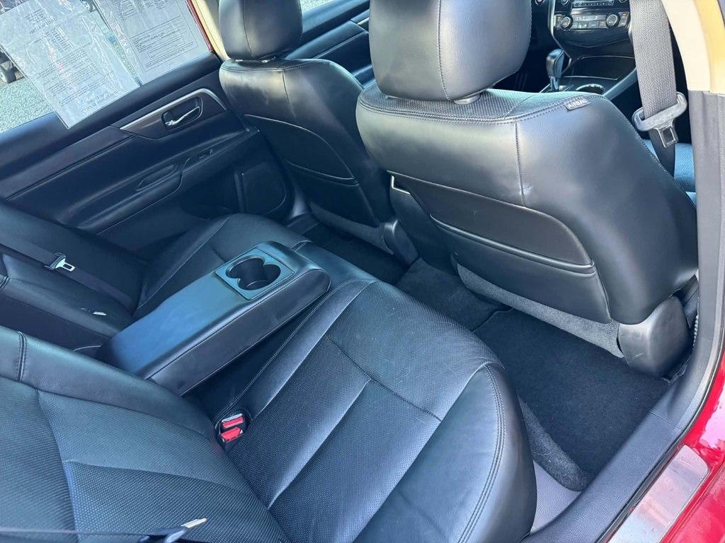 Nissan Altima 4dr Sdn I4 2.5 SL 2013