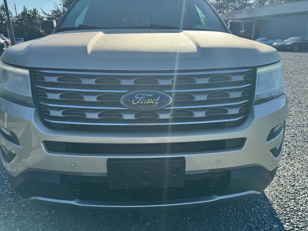 Ford Explorer XLT 4WD 2017