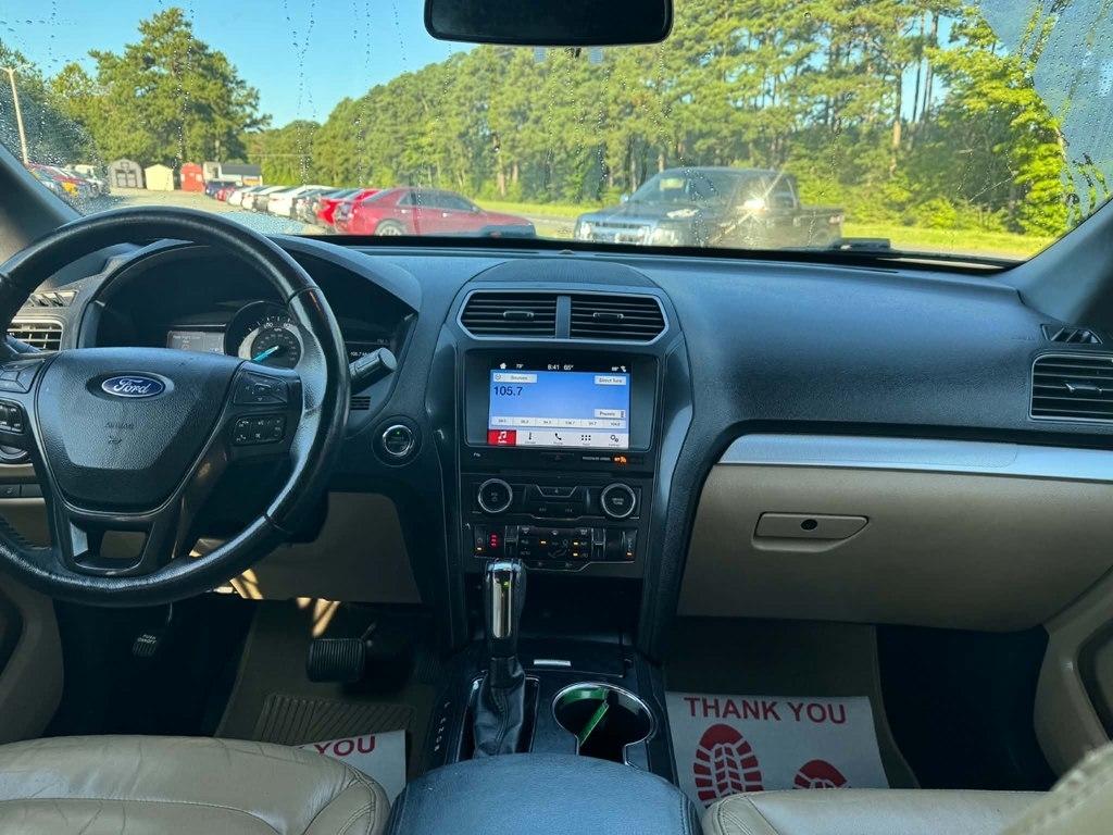 Ford Explorer XLT 4WD 2017