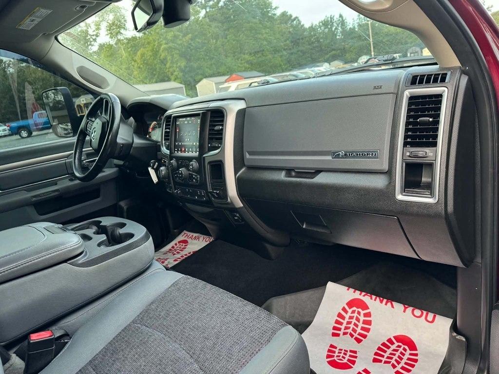 RAM 1500 Classic Big Horn 4x4 Crew Cab 6'4" Box 2019