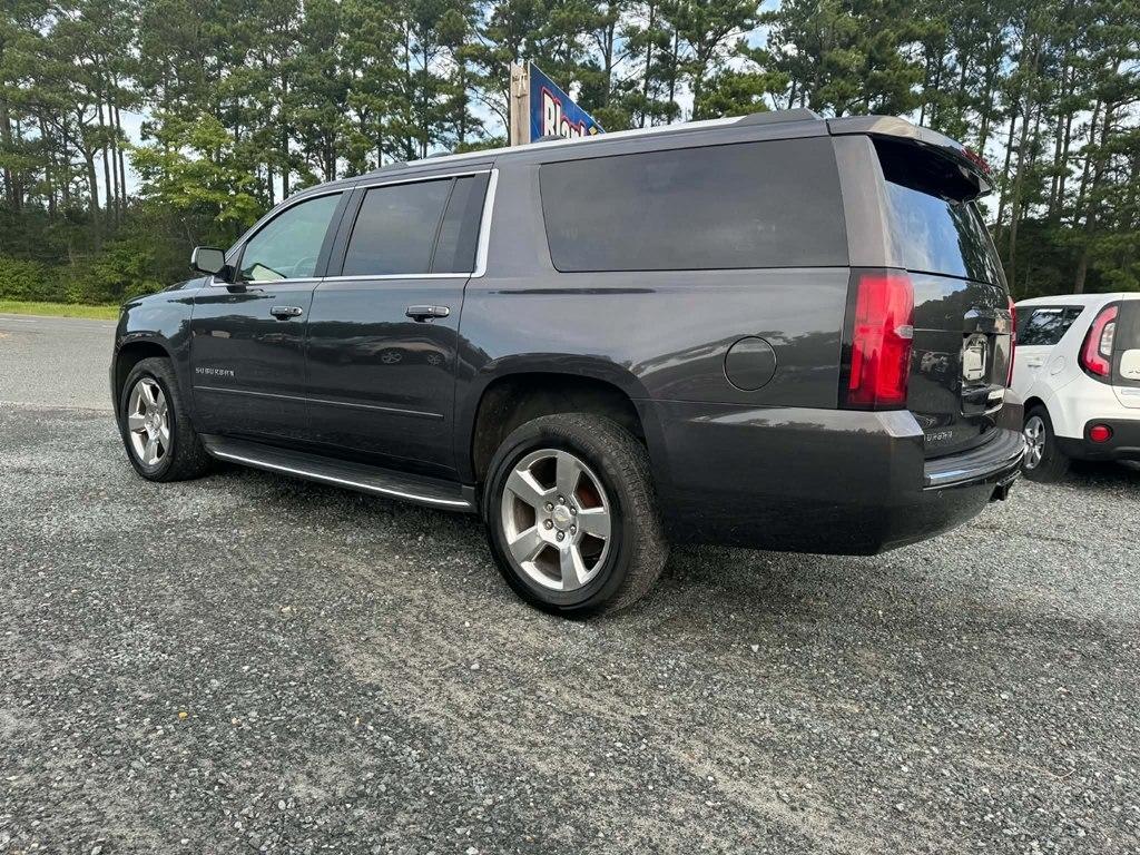 Chevrolet Suburban 4WD 4dr 1500 Premier 2017
