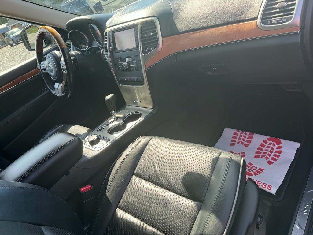 Jeep Grand Cherokee 4WD 4dr Overland 2012