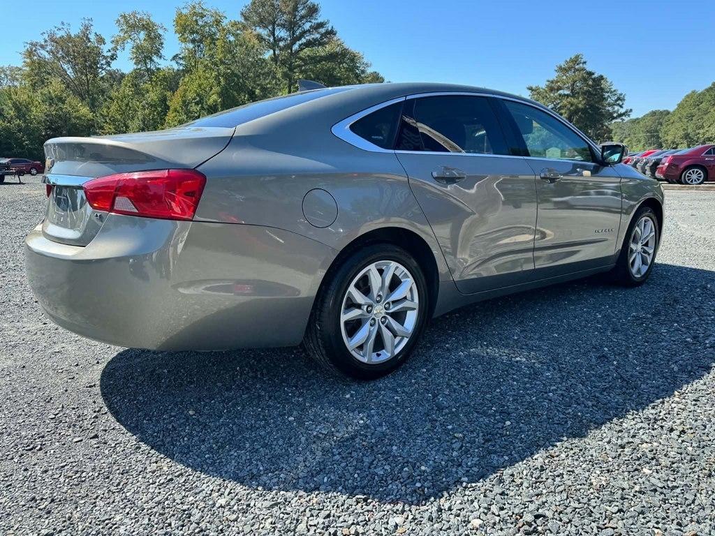 Chevrolet Impala 4dr Sdn LT w/1LT 2018