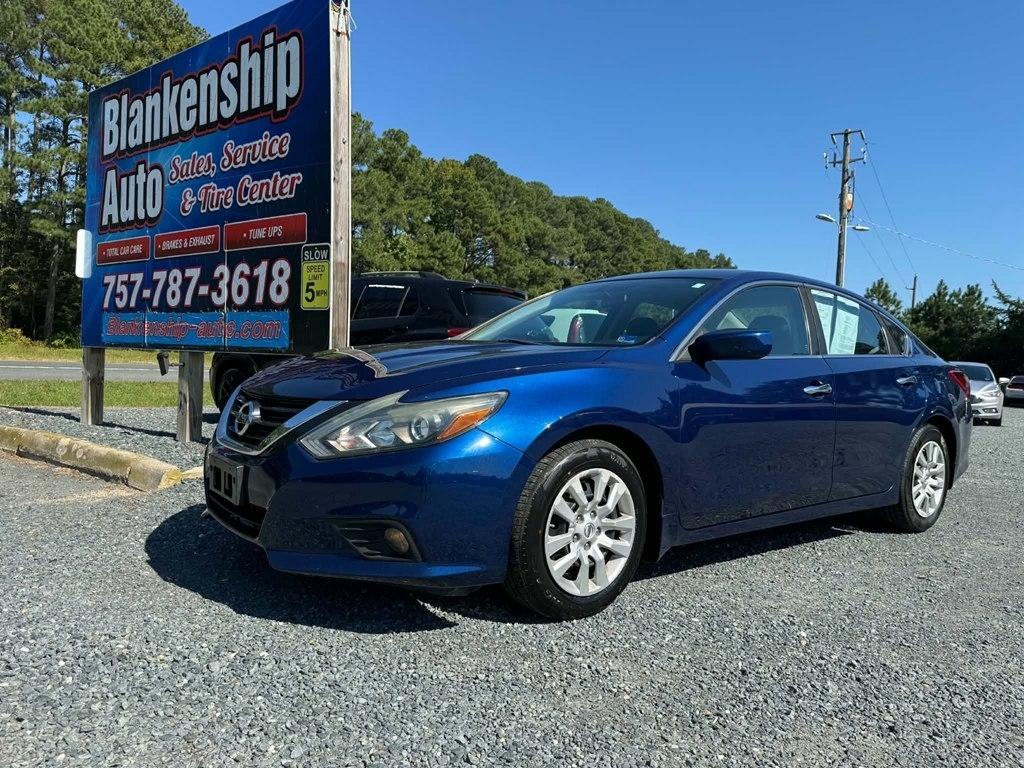 Nissan Altima 2.5 SR Sedan 2017
