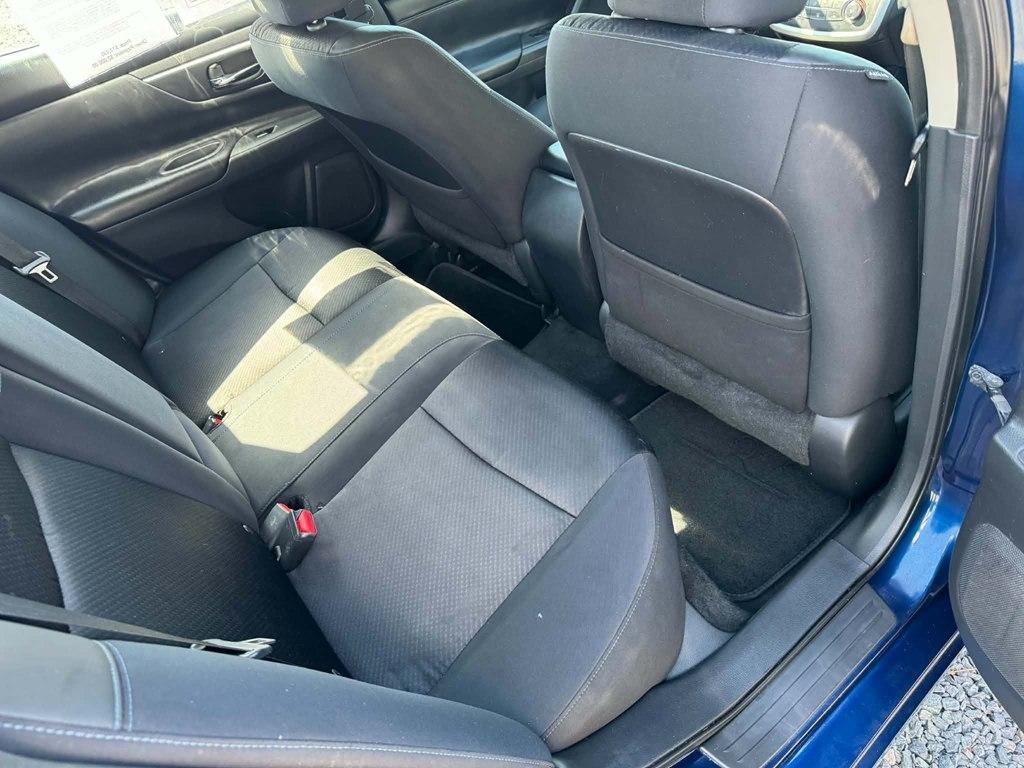 Nissan Altima 2.5 SR Sedan 2017