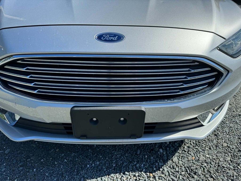 Ford Fusion S FWD 2018