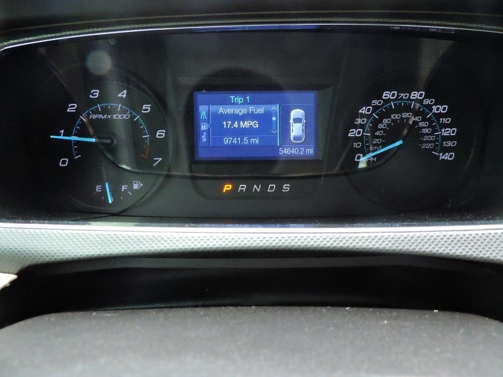 Ford Taurus 4dr Sdn SE FWD 2014