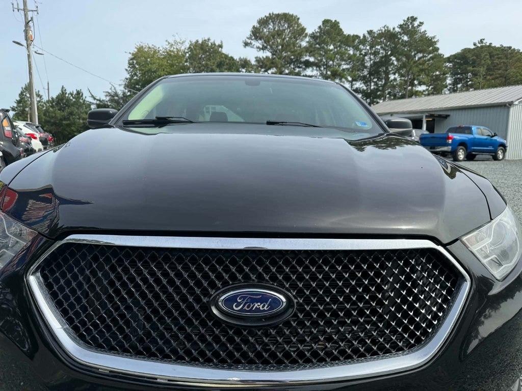 Ford Taurus 4dr Sdn SE FWD 2014