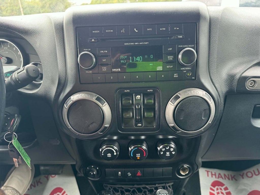 Jeep Wrangler Unlimited 4WD 4dr Willys Wheeler 2016