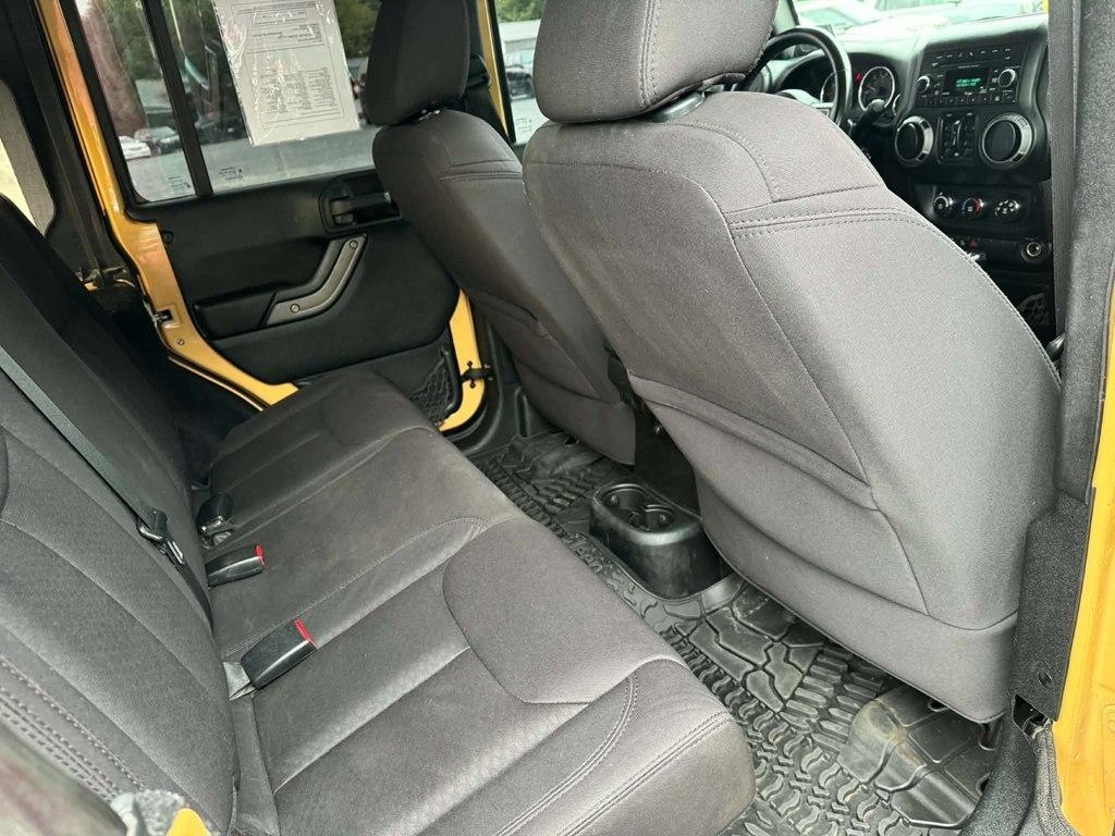 Jeep Wrangler Unlimited 4WD 4dr Sport 2013