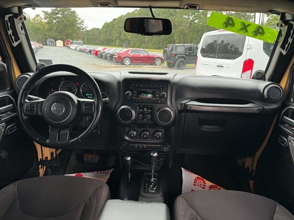 Jeep Wrangler Unlimited 4WD 4dr Sport 2013
