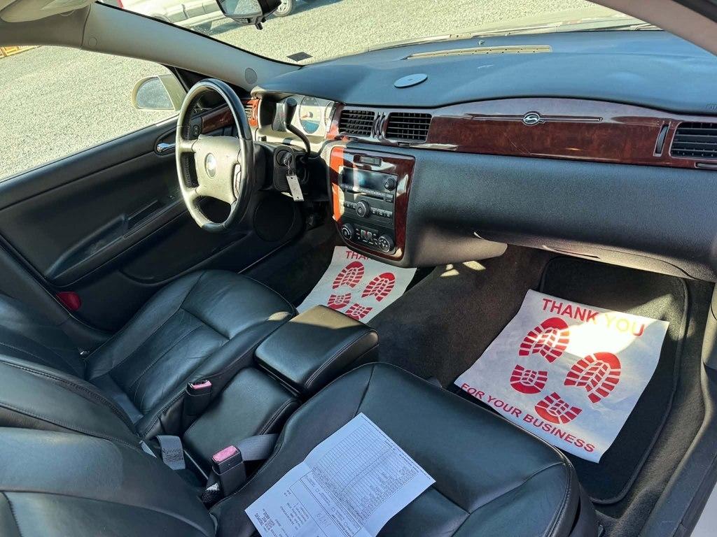 Chevrolet Impala 4dr Sdn 3.9L LT 2008