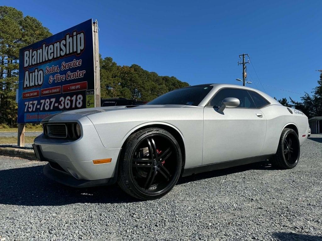Dodge Challenger 2dr Cpe SXT 2012