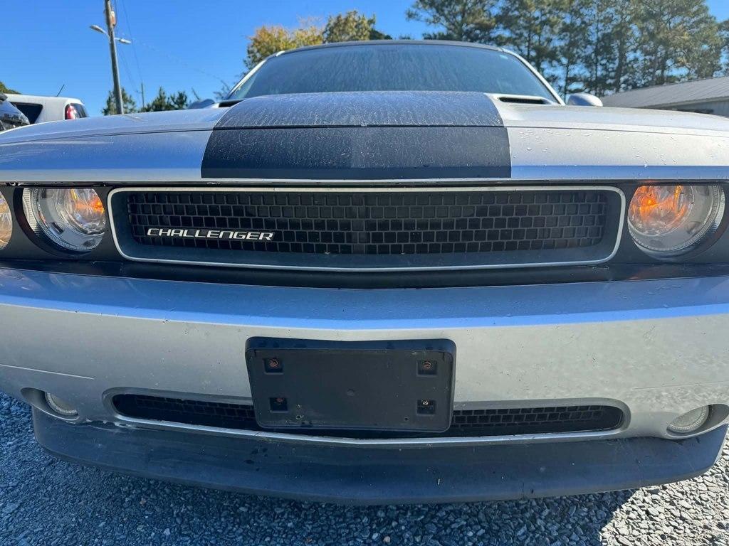 Dodge Challenger 2dr Cpe SXT 2012