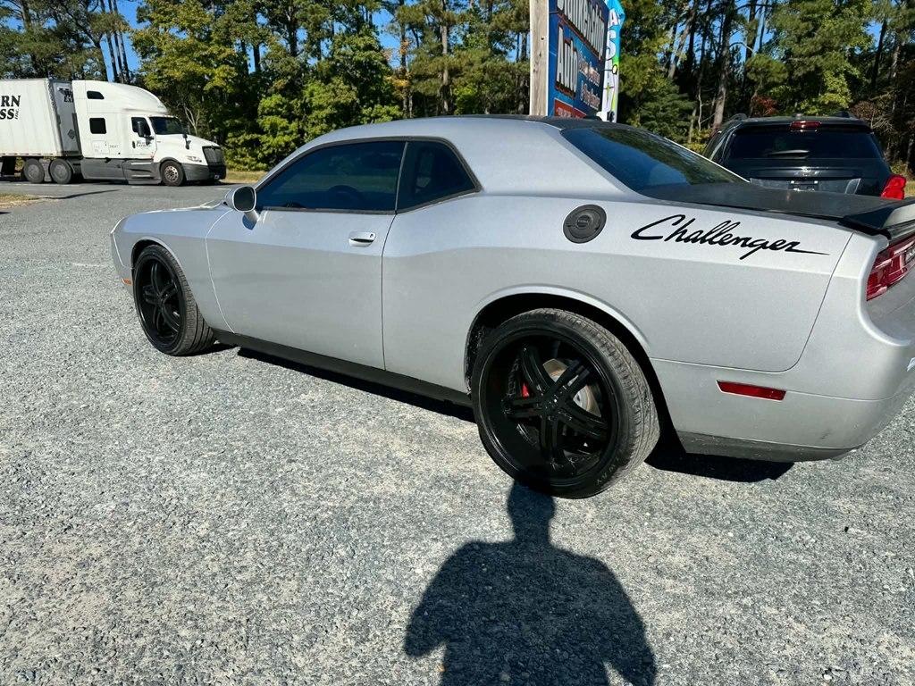 Dodge Challenger 2dr Cpe SXT 2012