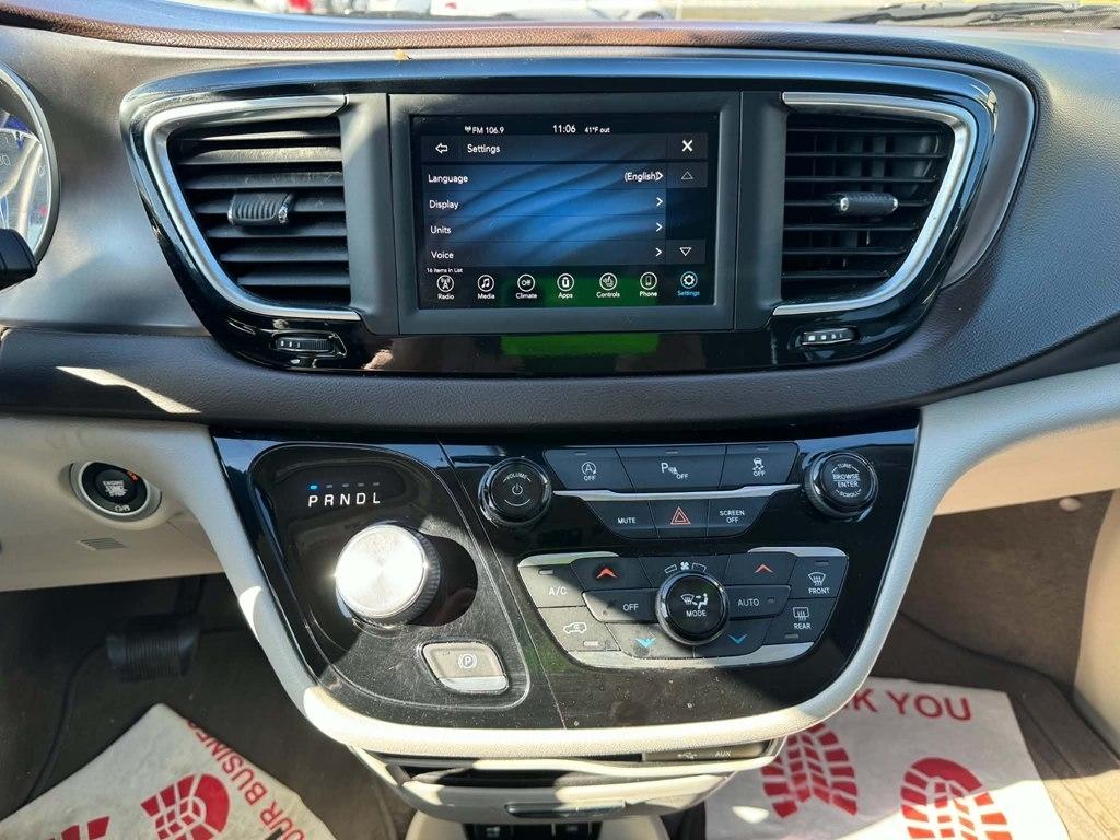 Chrysler Pacifica Touring L FWD 2018