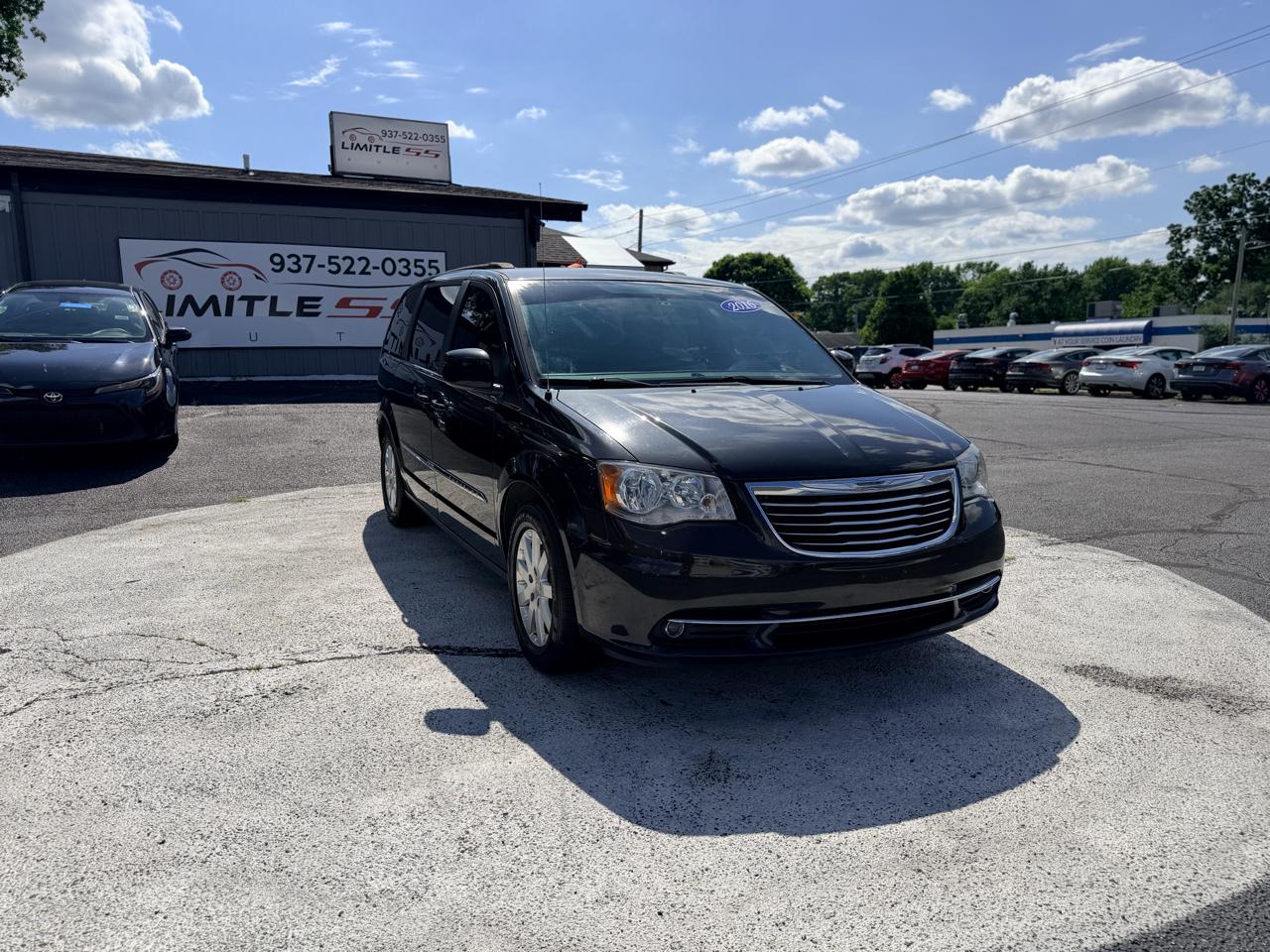 Chrysler Town & Country 4dr Wgn Touring 2016
