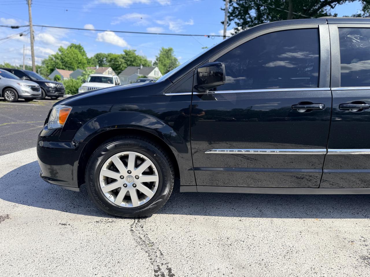 Chrysler Town & Country 4dr Wgn Touring 2016