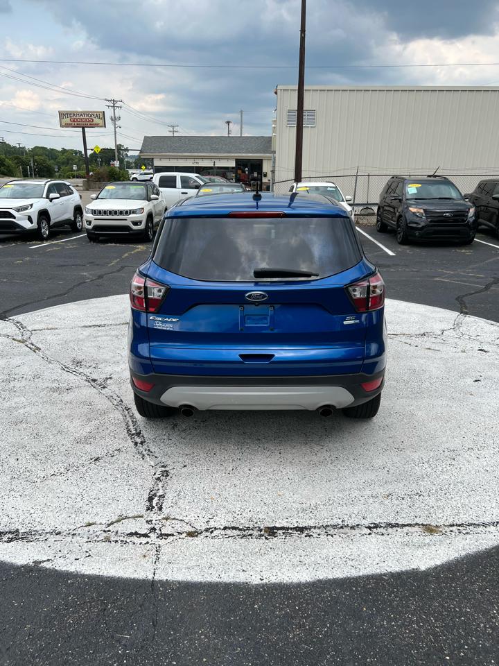 2017 Ford Escape SE - Photo 6