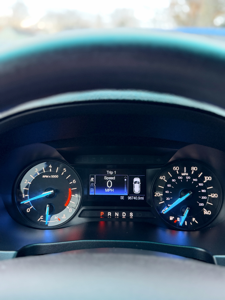 Ford Explorer Base FWD 2016