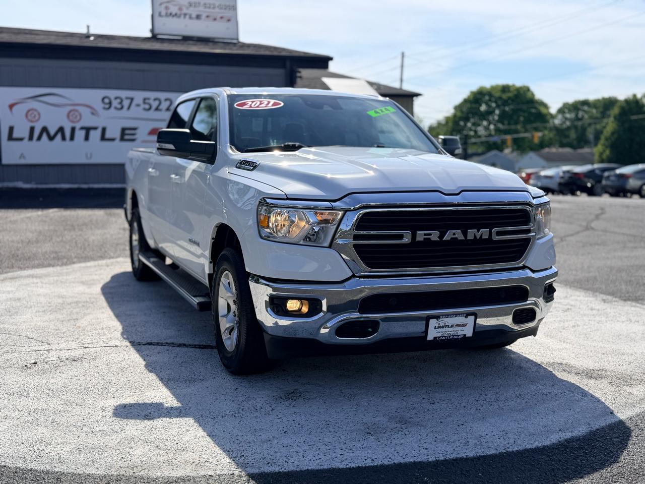 RAM 1500 Big Horn 4x4 Crew Cab 5'7" Box 2021