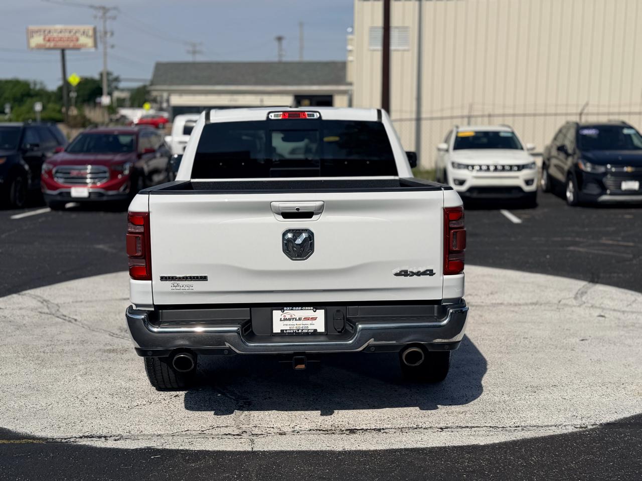 RAM 1500 Big Horn 4x4 Crew Cab 5'7" Box 2021