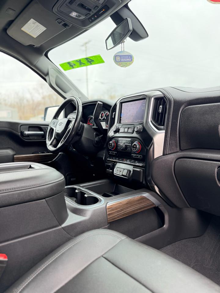 Chevrolet Silverado 1500 4WD Crew Cab 147" LT Trail Boss 2021